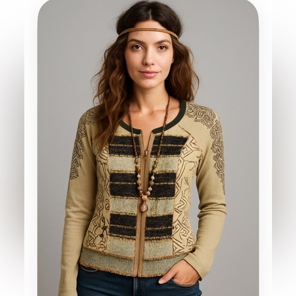 LULU-H French Styled Beige Zipped Top XL - Picture 2 of 5